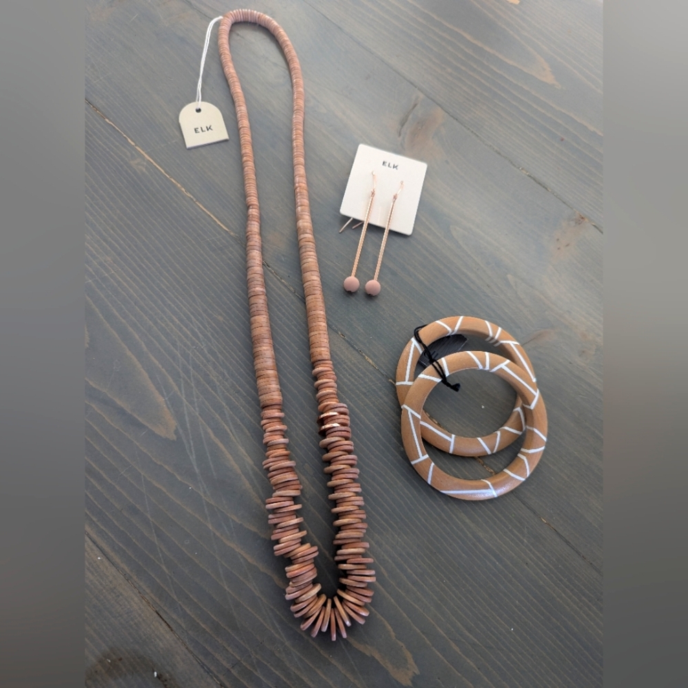 ELK Natural Wood Jewelry Set